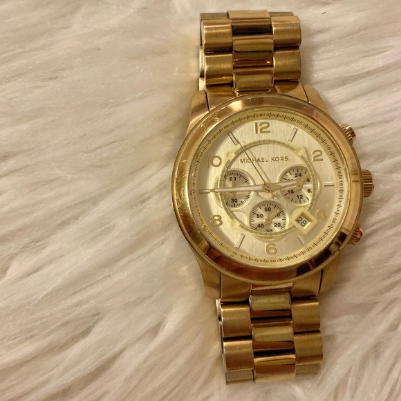 Gold Michael Kors Watch - Picture 1 of 3